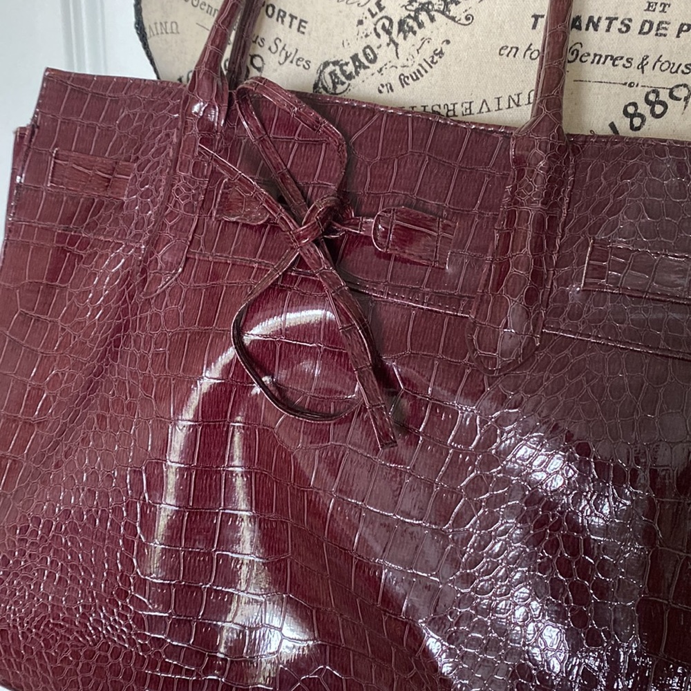 Jessica Simpson Dark Red Faux Snake Skin Tote - Picture 3 of 16